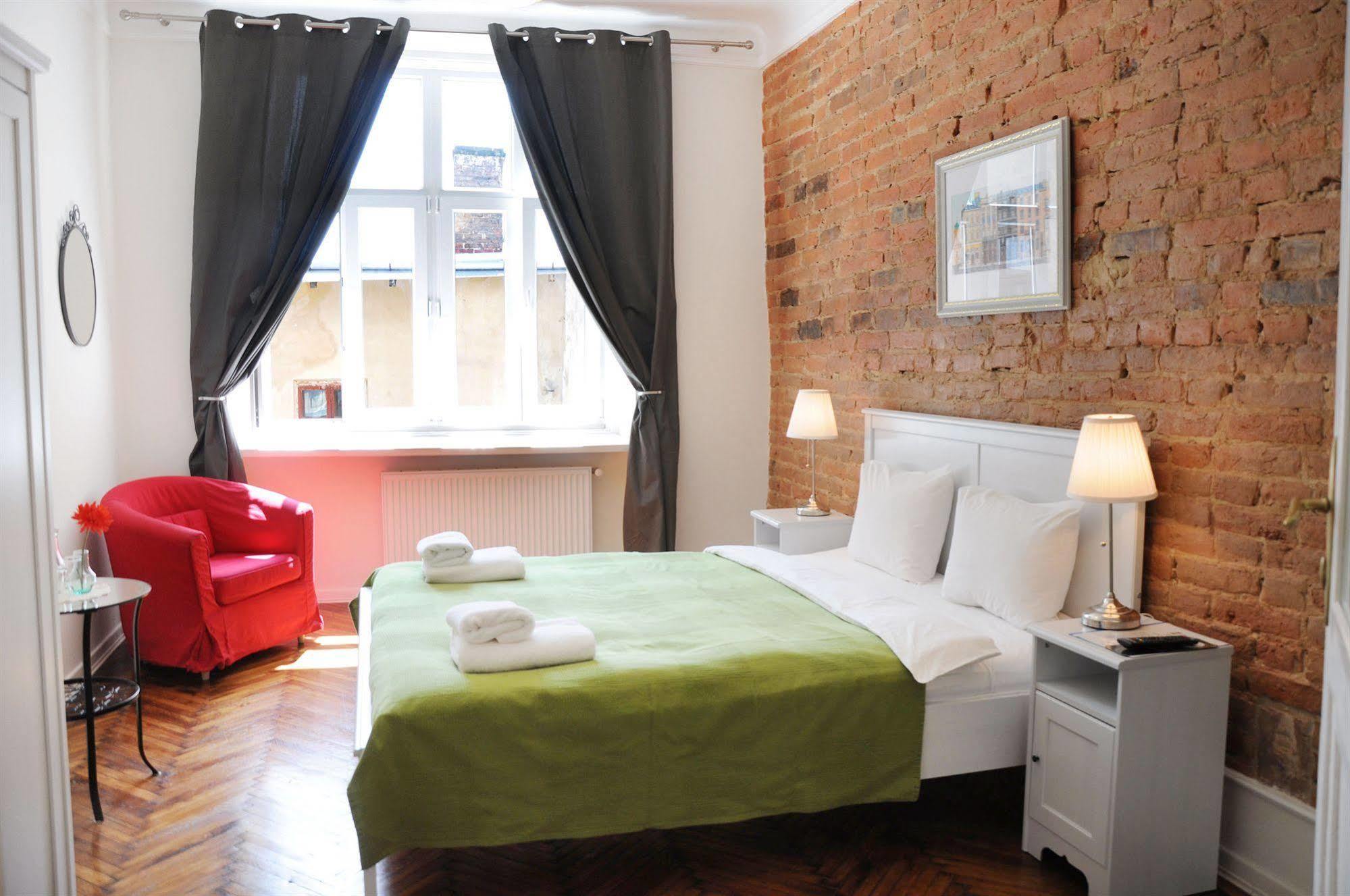 On The Square Hotel Lviv Kültér fotó
